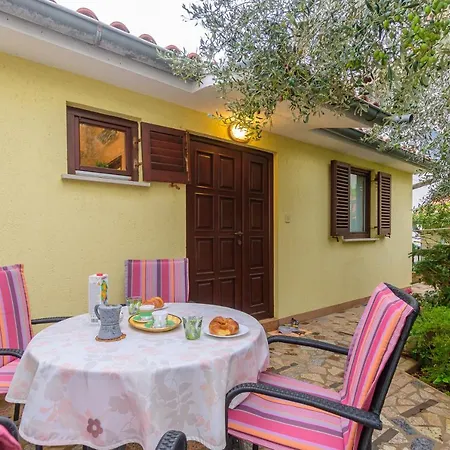 Greta Apartment Premantura